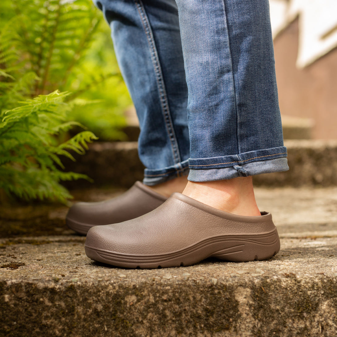 Work Cogs Men's Lorton Garden & Work Clogs – Lakeland Active